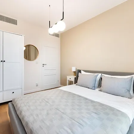 Unique Tower 22 Floor De Luxe Apartment Варшава Екстер'єр фото