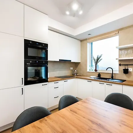 Unique Tower 22 Floor De Luxe Apartment Варшава Екстер'єр фото