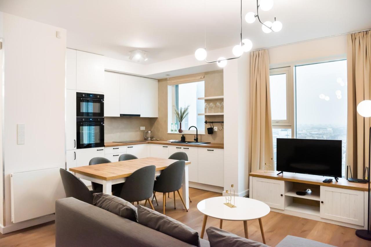 Unique Tower 22 Floor De Luxe Апартаменти Варшава